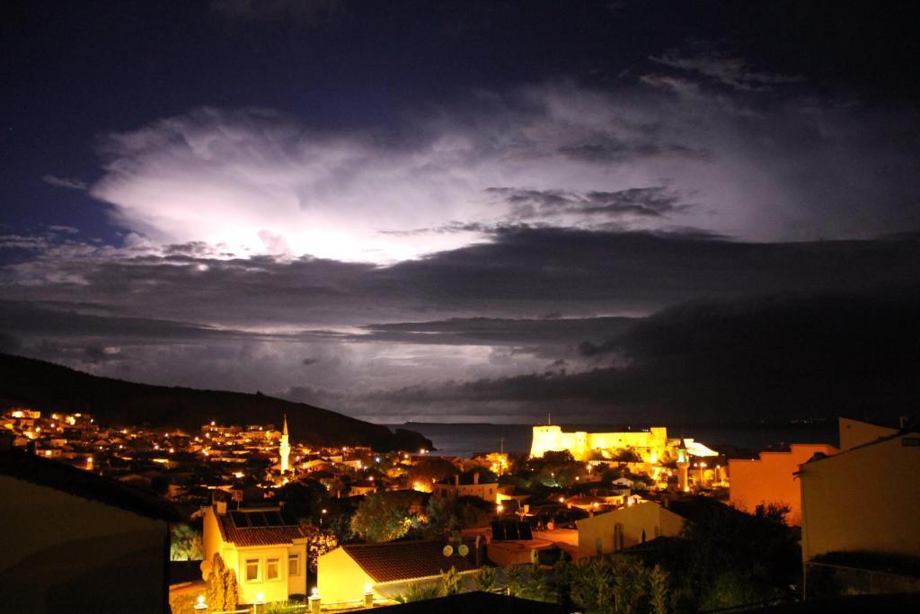 Alesta Hotel Bozcaada Bagian luar foto