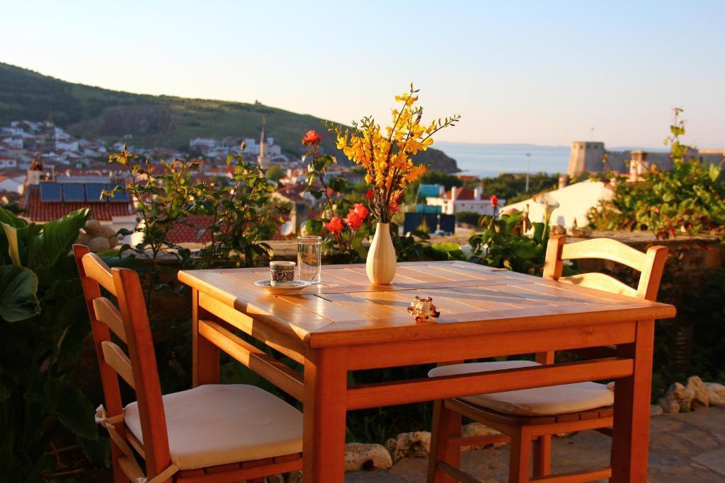 Alesta Hotel Bozcaada Bagian luar foto