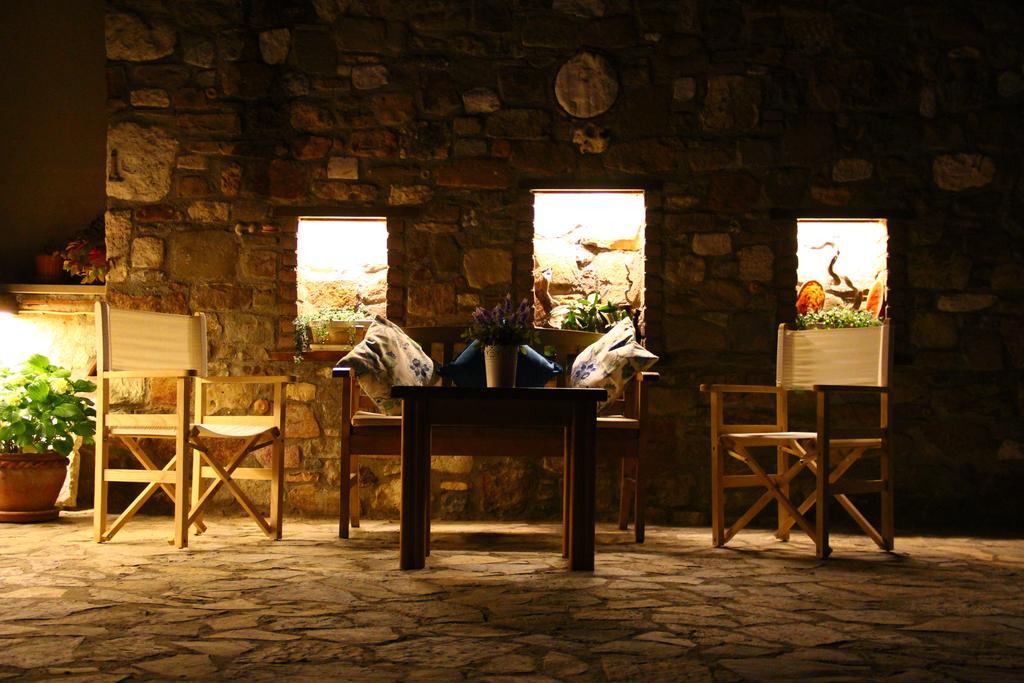 Alesta Hotel Bozcaada Bagian luar foto