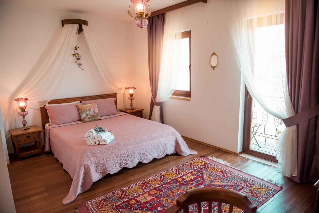 Alesta Hotel Bozcaada Bagian luar foto