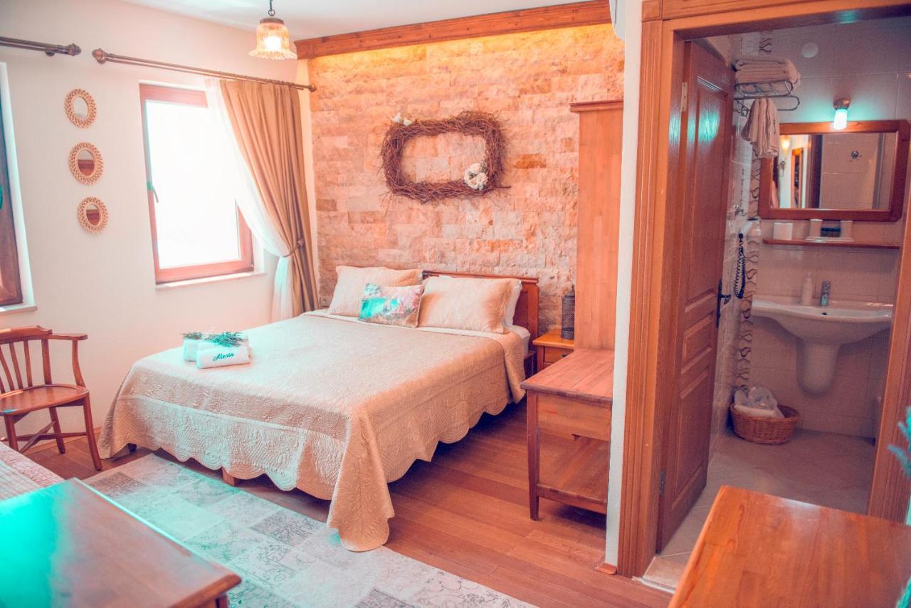 Alesta Hotel Bozcaada Bagian luar foto