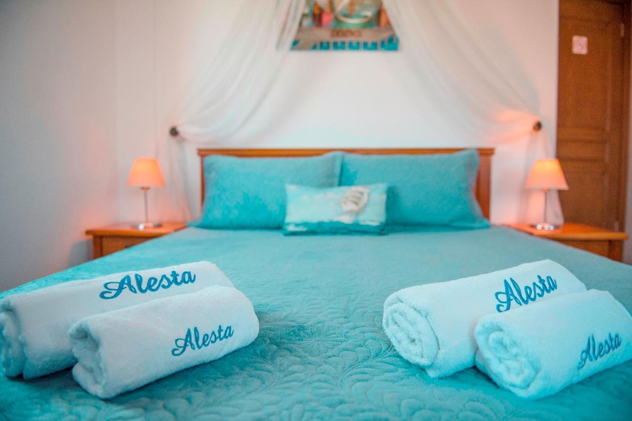 Alesta Hotel Bozcaada Bagian luar foto
