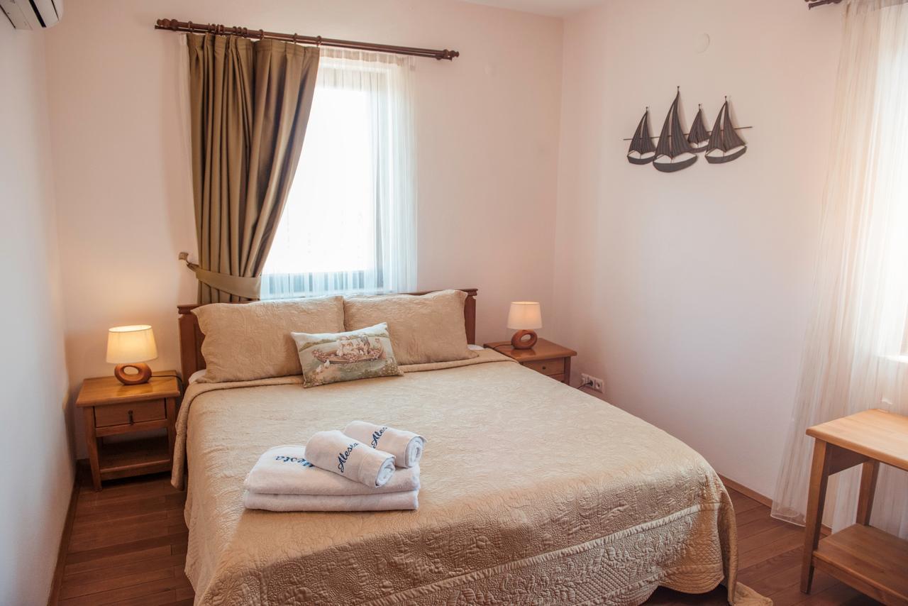 Alesta Hotel Bozcaada Bagian luar foto